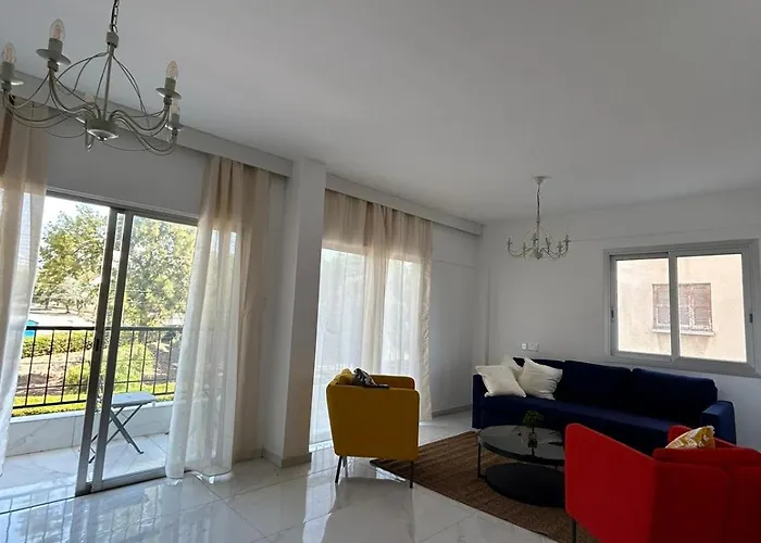 Modern 3br Family In Quiet Drosia With Balcony * ラルナカ