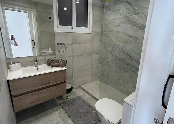 アパート Modern 3br Family In Quiet Drosia With Balcony